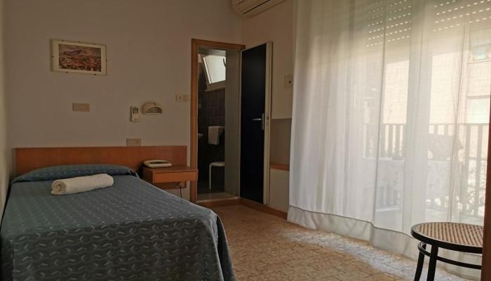 Hotel Nives Риччоне Номер фото