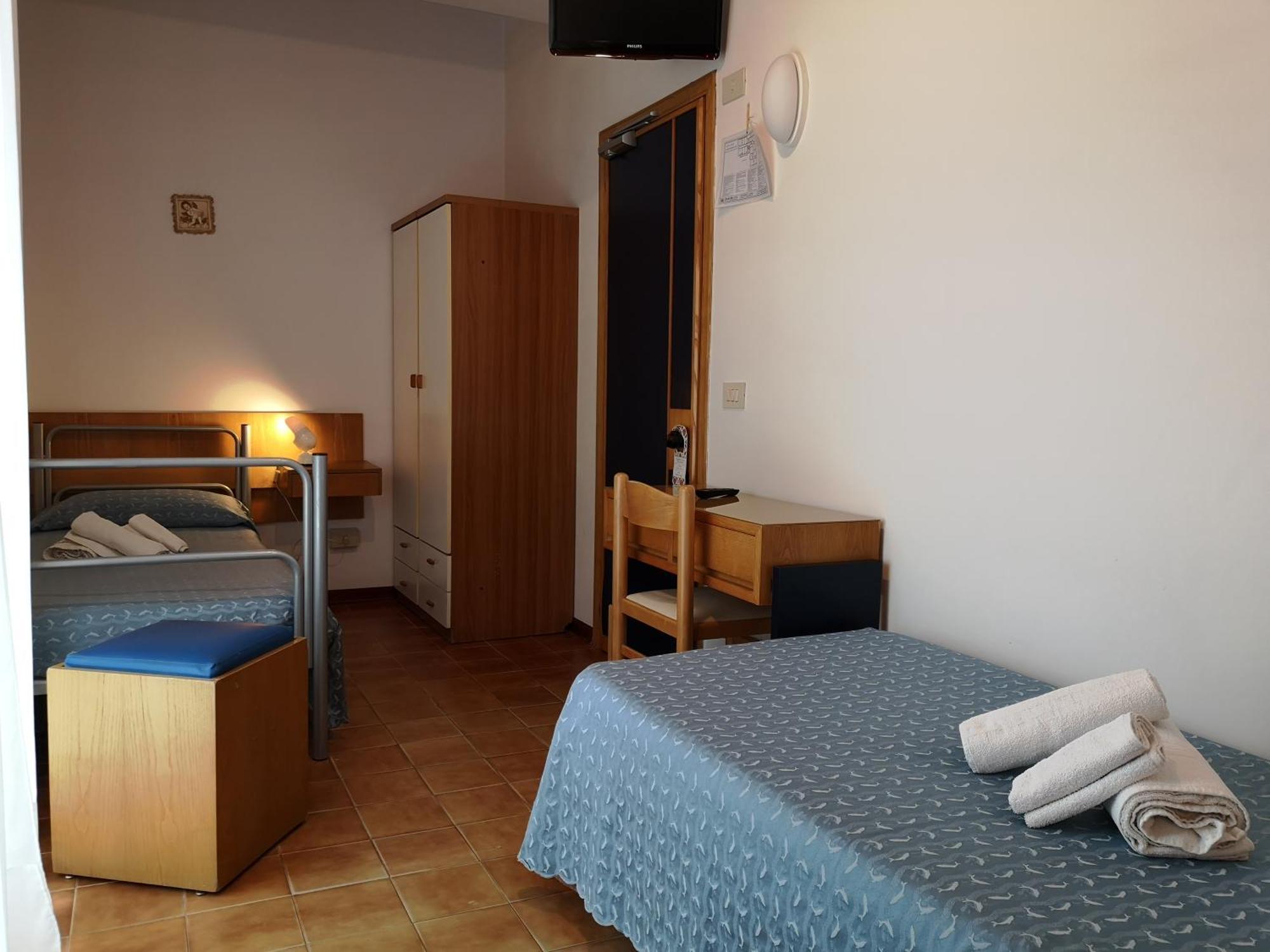 Hotel Nives Риччоне Номер фото
